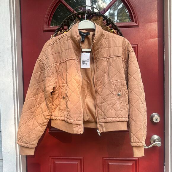 NWT Forever 21 Tan, Camel Quilted Zip Up Bomber Jacket, Fall, Cozy, Lined, XS - Picture 2 of 8
